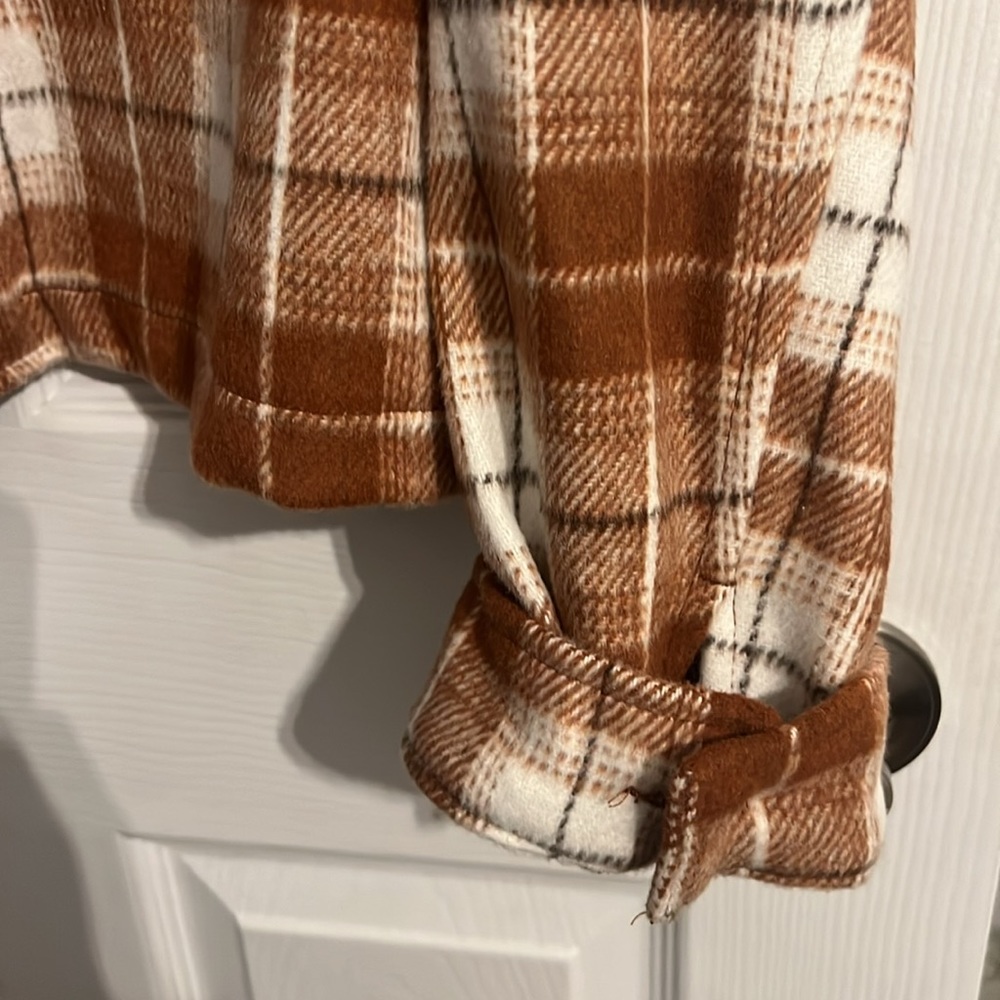 Rust Flannel Cropped Shacket - Picture 3 of 6